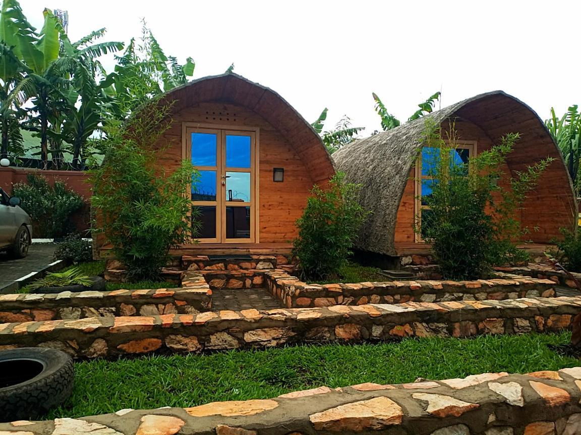 Mandari Eco Pods - Fort Portal Hotel Eksteriør billede